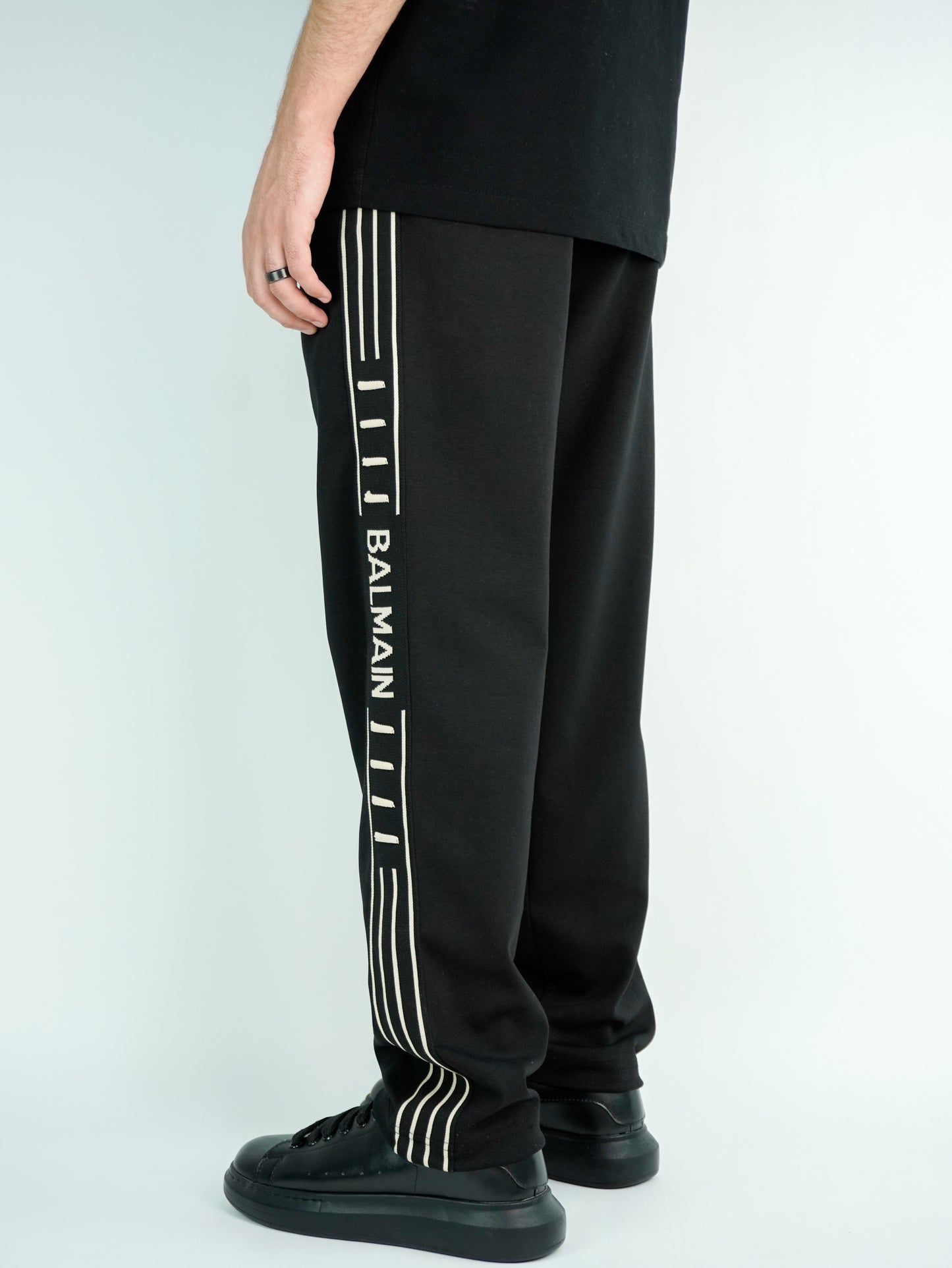 Black - Essential Wide Leg Trousers