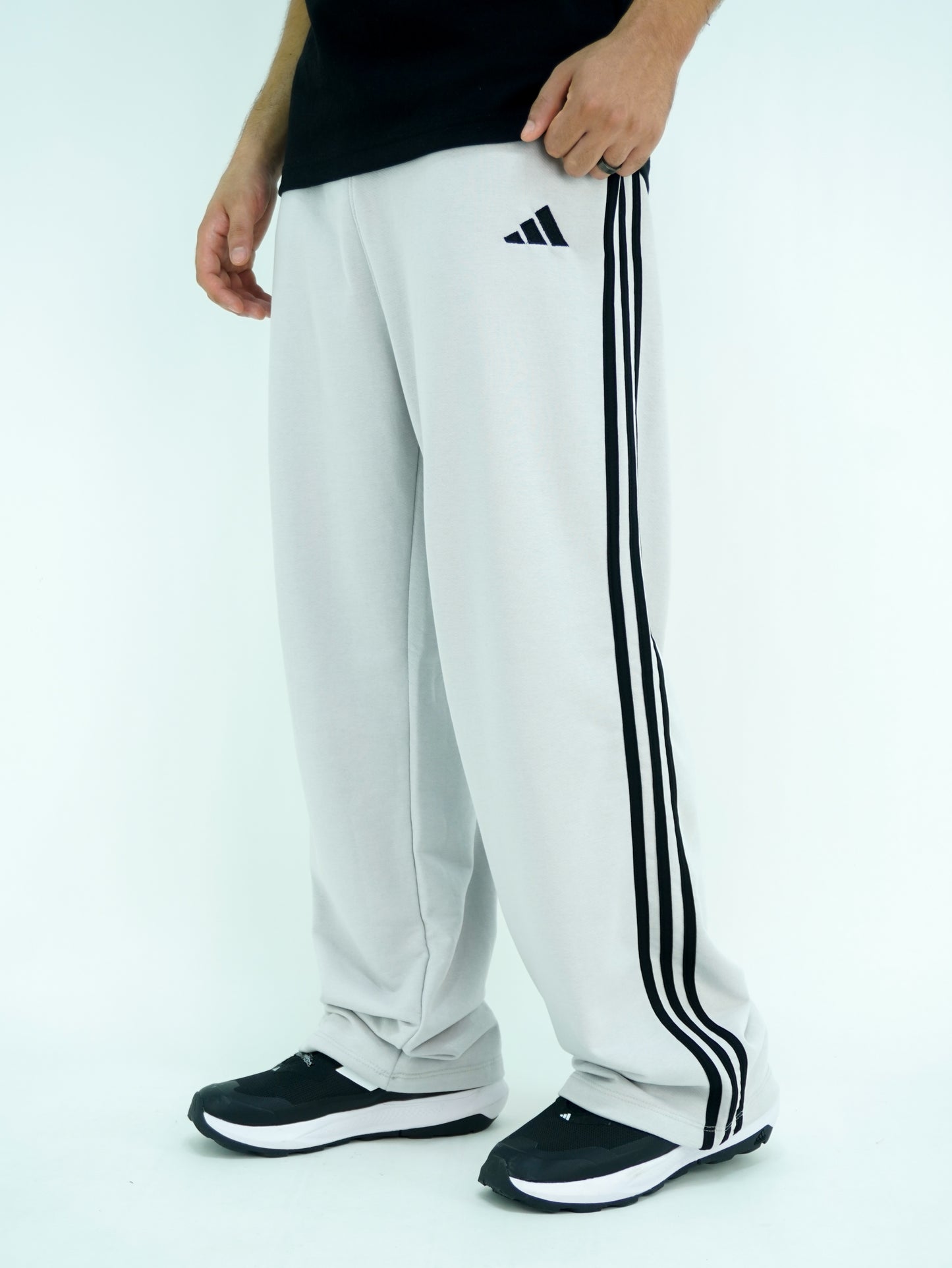Dusty grey - Three line jogger