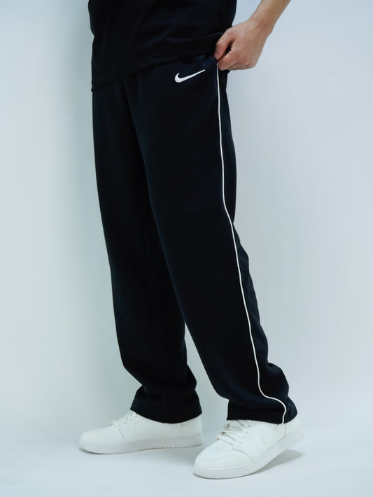 Black - Wide leg jogger pants