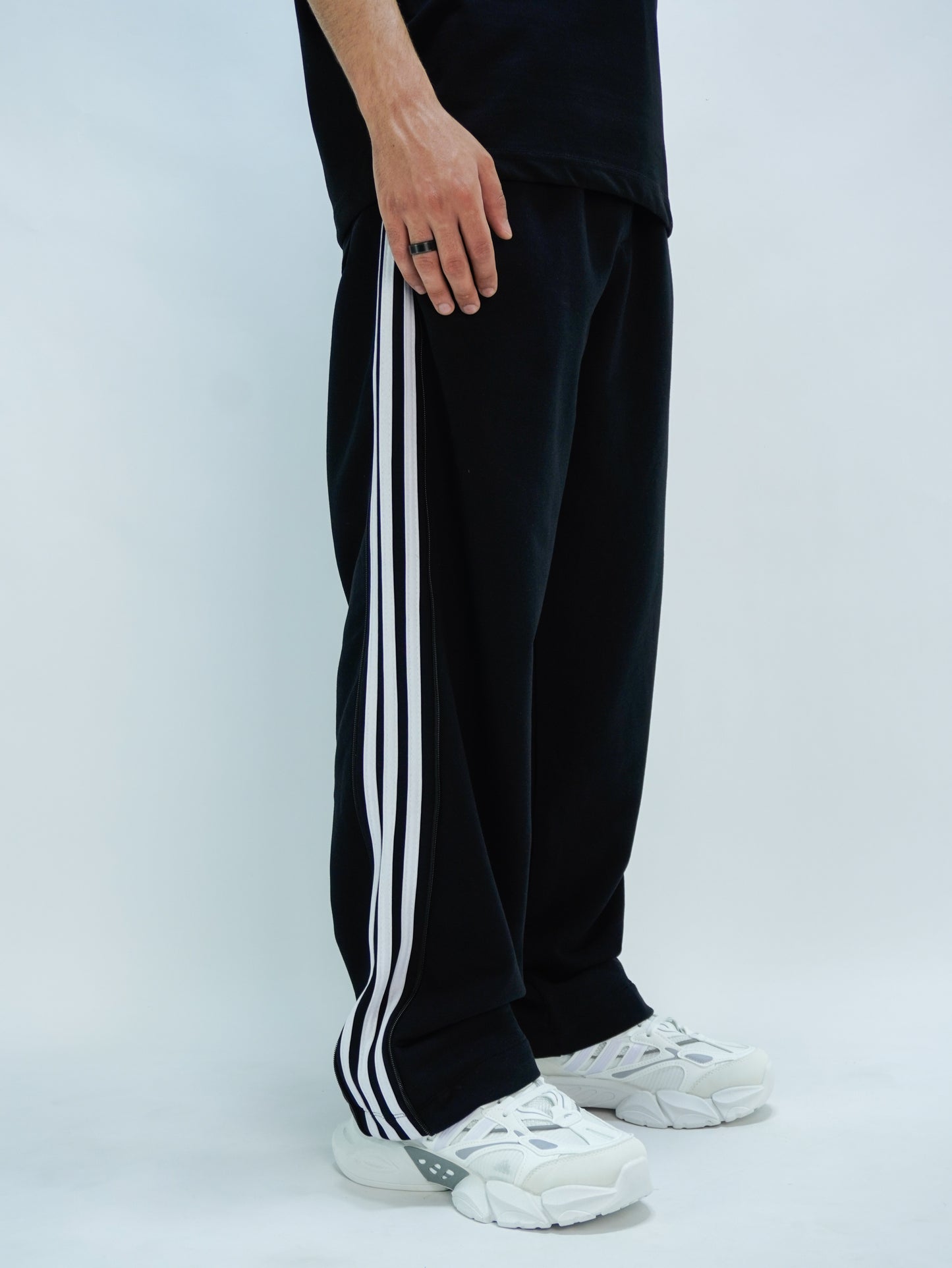 Black - Straight leg jogger pants