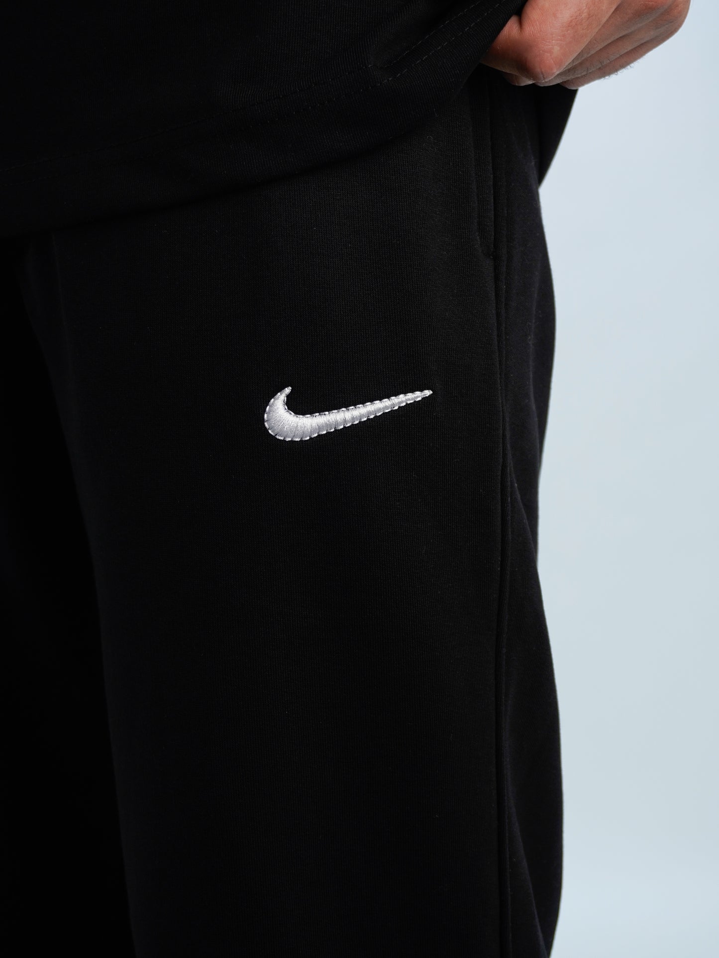 Black - Solid Jogger pants