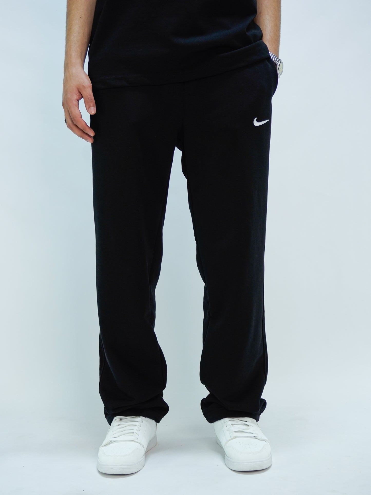 Black - Solid Jogger pants