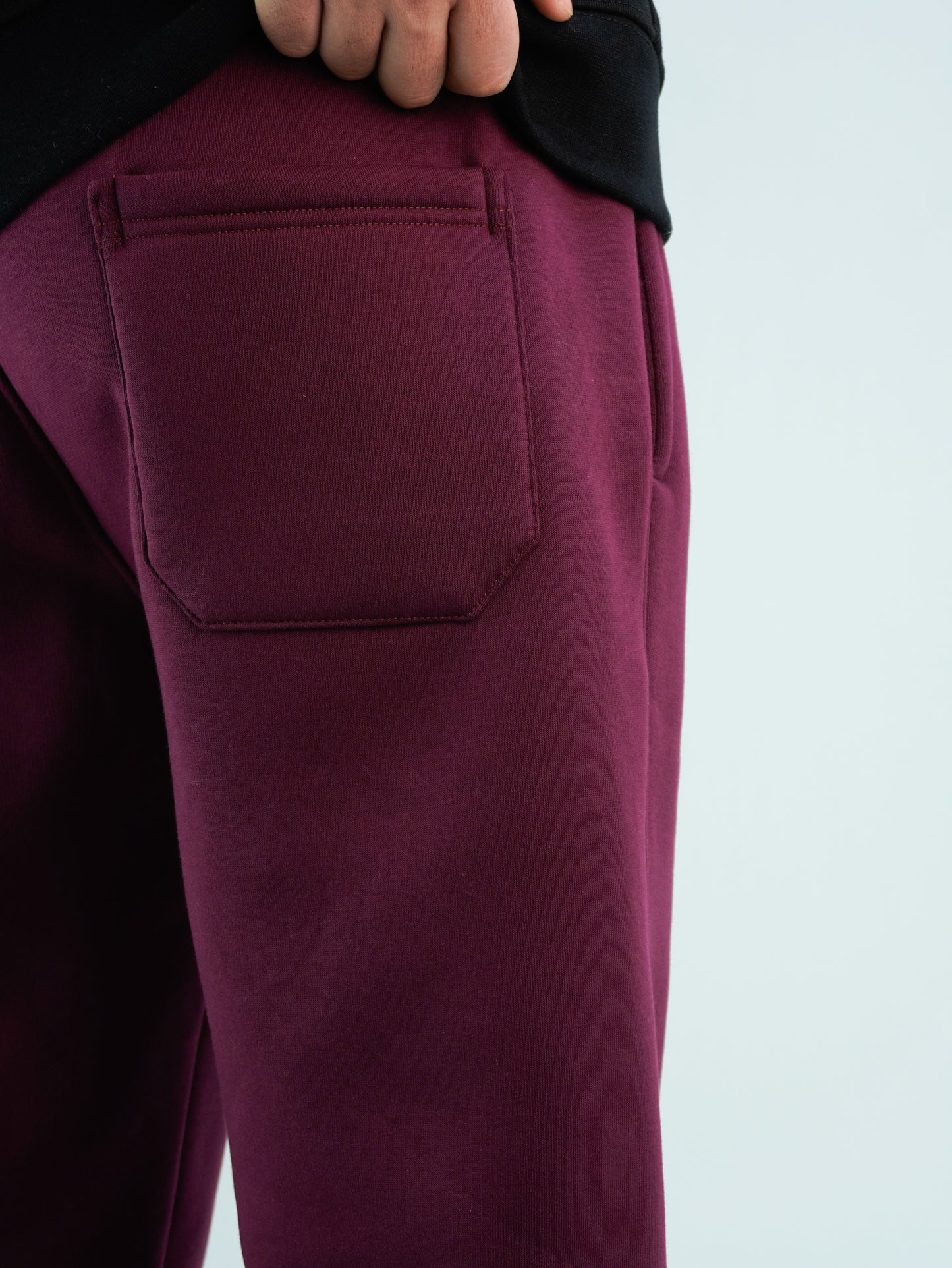 Burgandy - AE wide-leg jogger