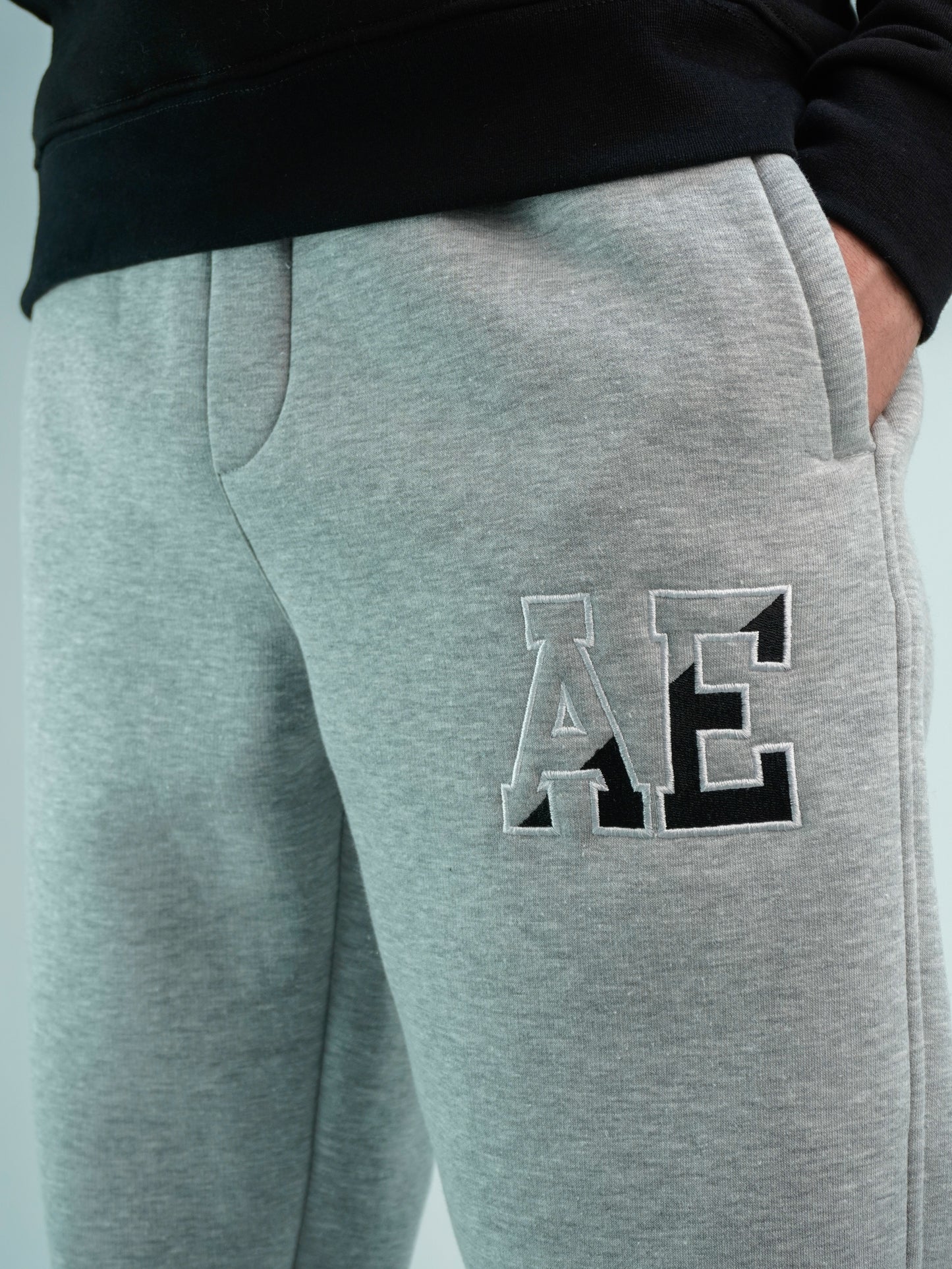 AE wide-leg jogger