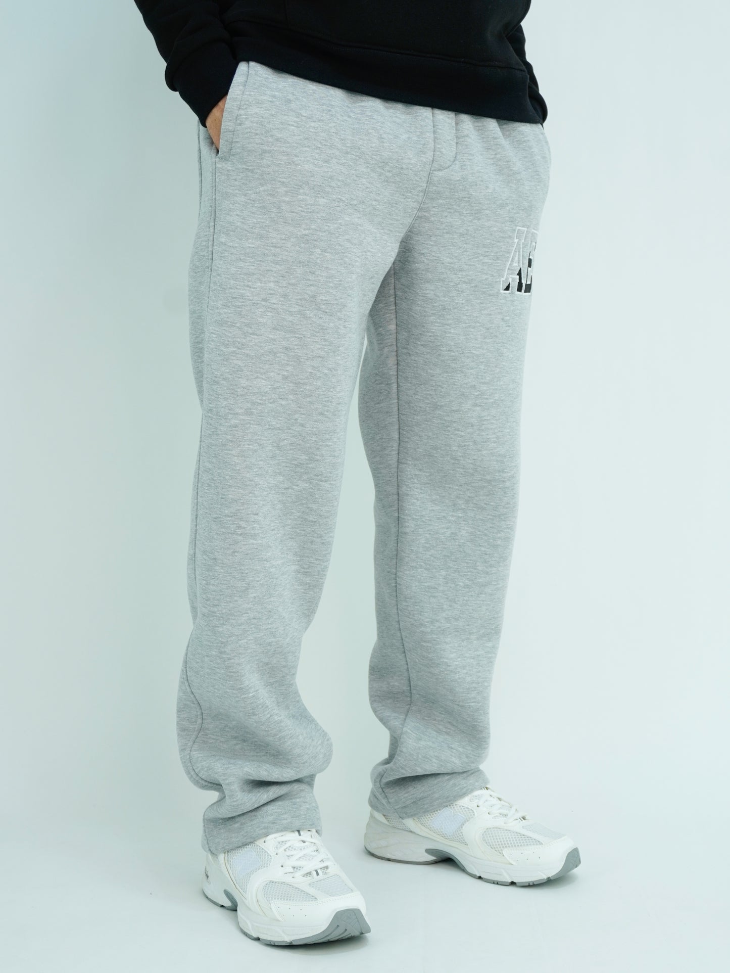 AE wide-leg jogger