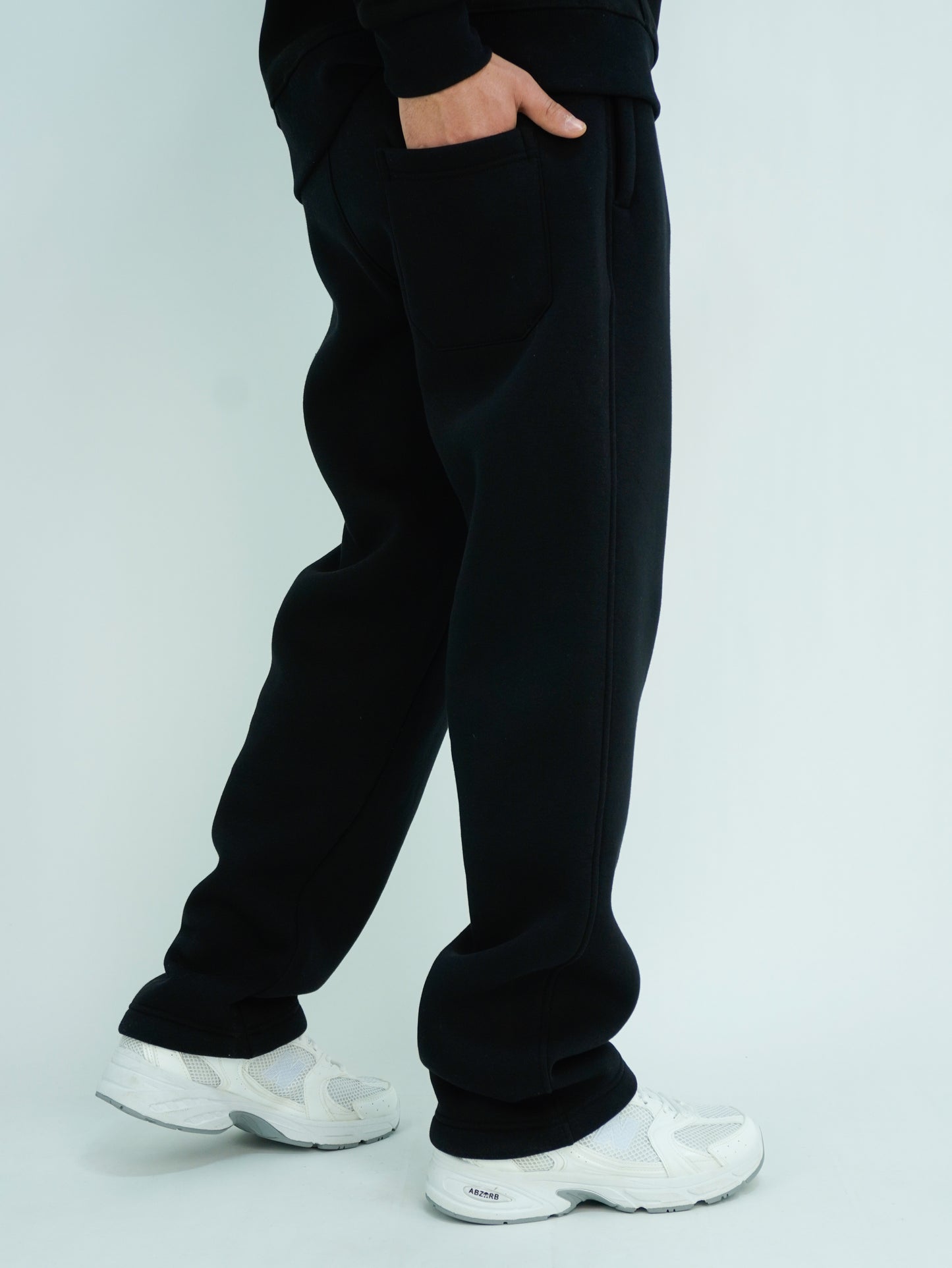 Black - AE wide-leg jogger