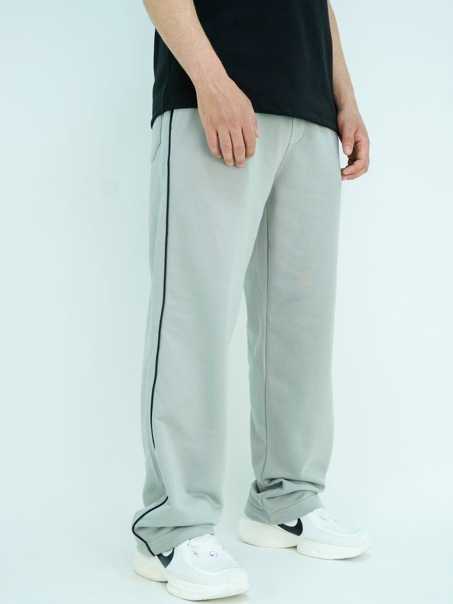 Wide leg jogger pants