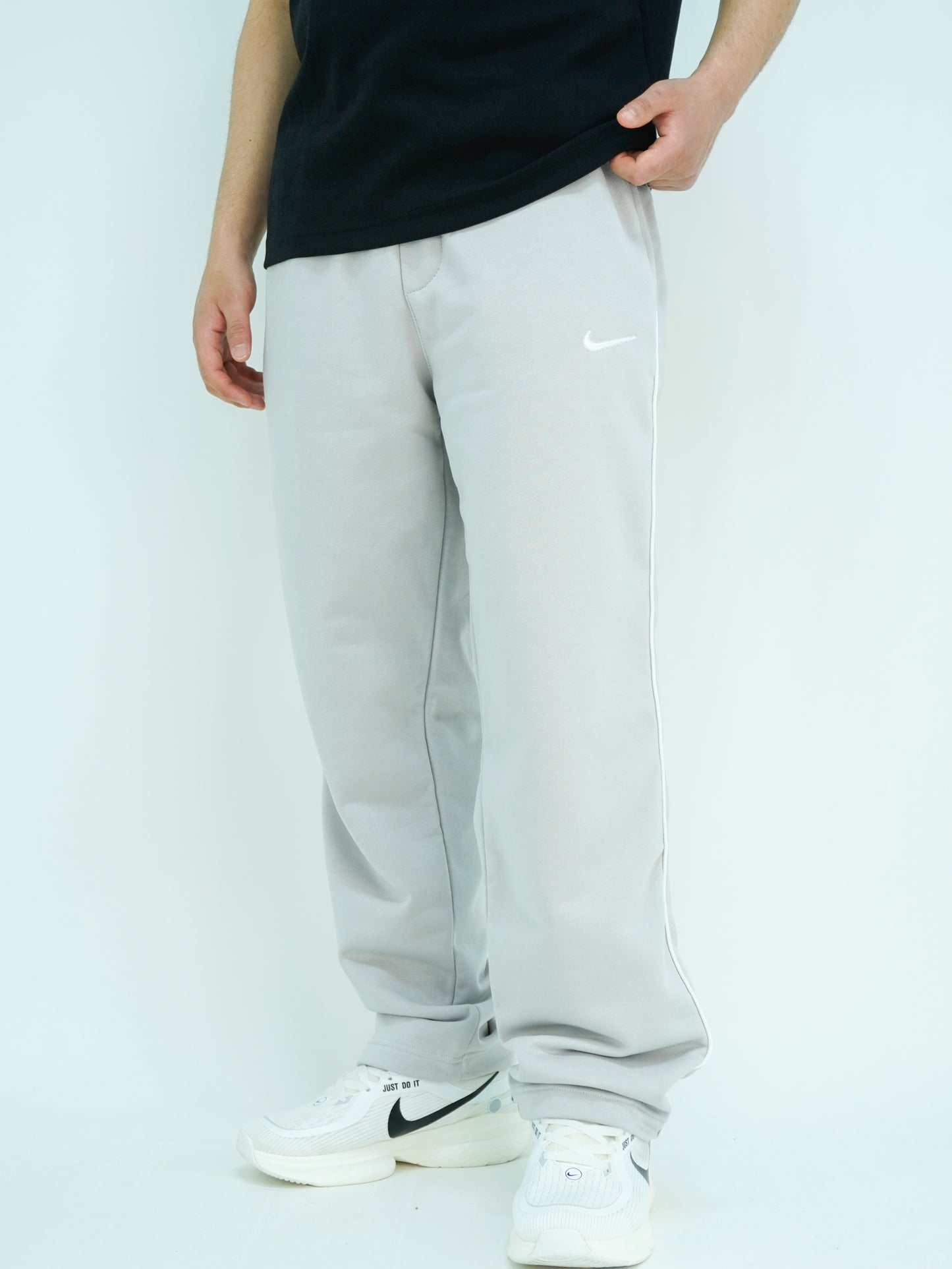 Black - Wide leg jogger pants