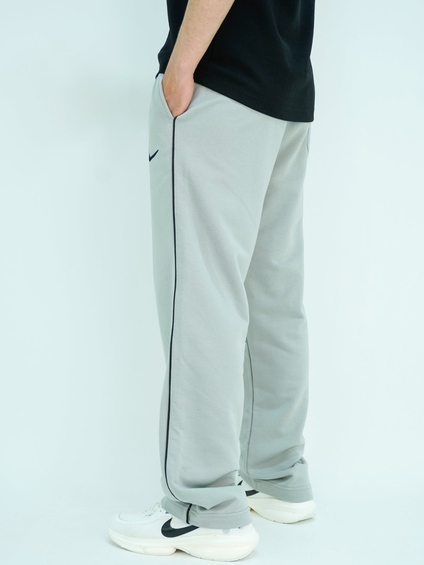 Wide leg jogger pants