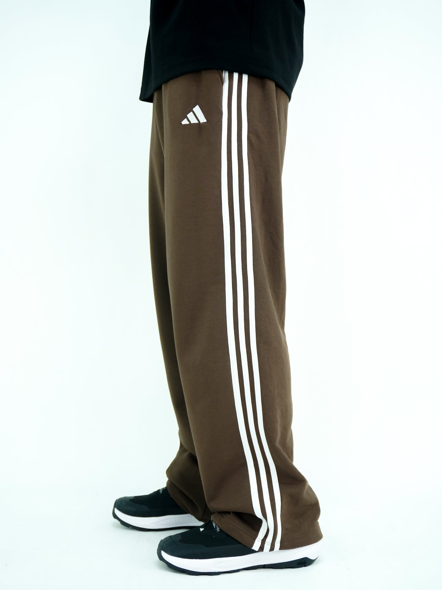 Three line jogger
