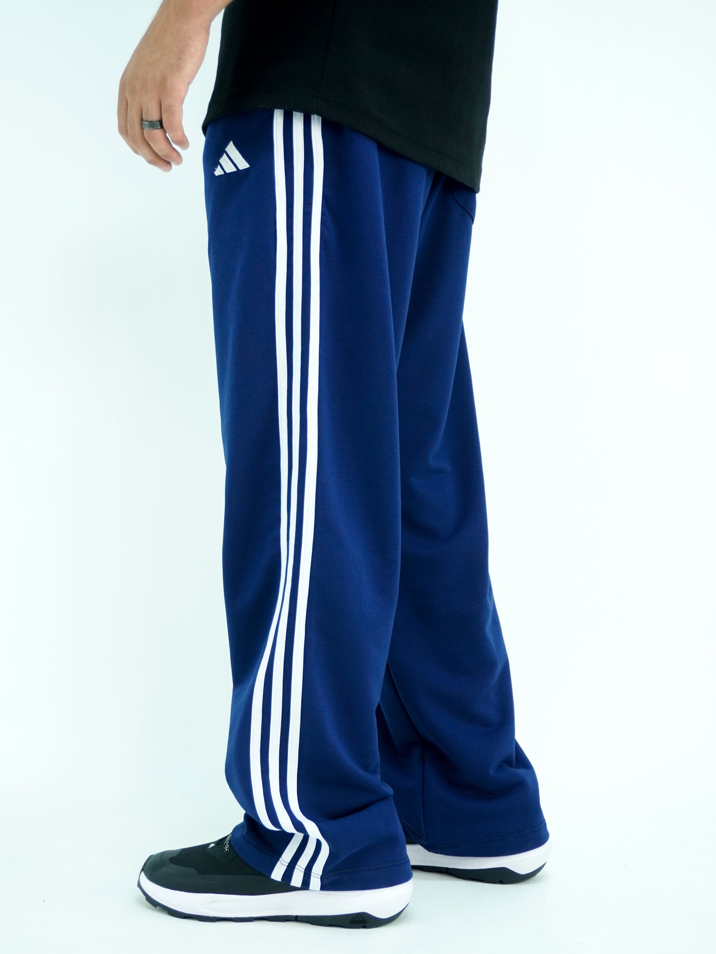 Navy blue - Three line jogger